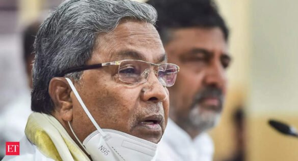 Throw revised syllabus into dustbin, says Siddaramaiah