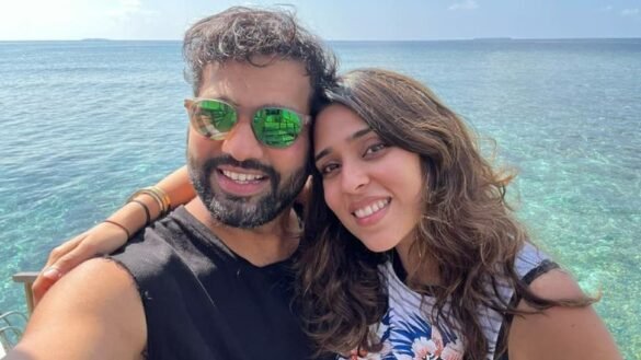Rohit Sharma shares romantic pic with wife Ritika Sajdeh from Maldives, check here