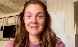 Drew Barrymore Faces Backlash Over Talk Show Return During Strikes