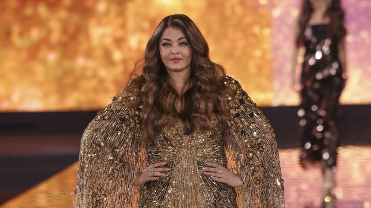 Aishwarya Rai Bachchan at Paris Fashion Week