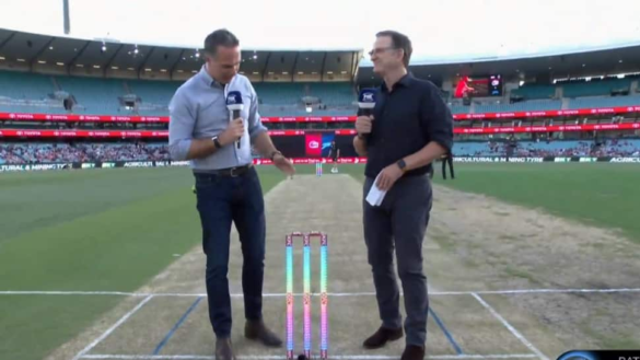 EXPLAINED: What Are Electra Stumps Introduced In BBL Which Change Colours At Different Events During Match; Watch