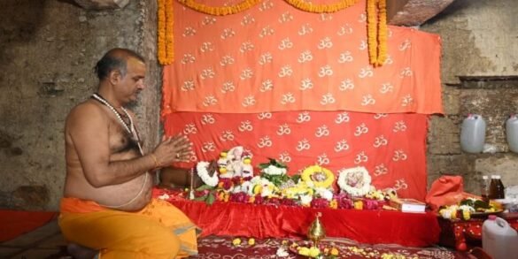 Varanasi District Admin Oversees Hindu Prayers in Basement of Gyanvapi Mosque