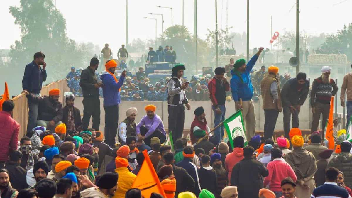 Farmers’ protest: Traffic advisory issued by Delhi Police as farmers attempt to enter capital