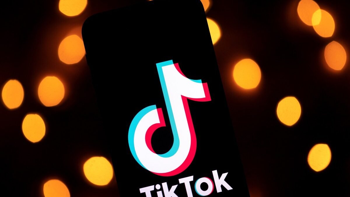 TikTok Shop expands its secondhand luxury fashion offering to the UK