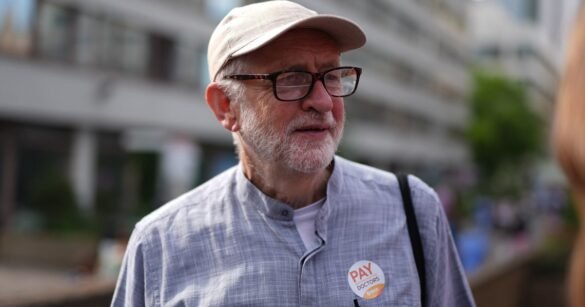 Jeremy Corbyn, Ousted From Labour Party He Once Led, Wins Seat As Independent