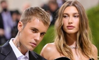Hailey Bieber Opens Up About Hiding Pregnancy: ‘It Didn’t Feel Good”‘