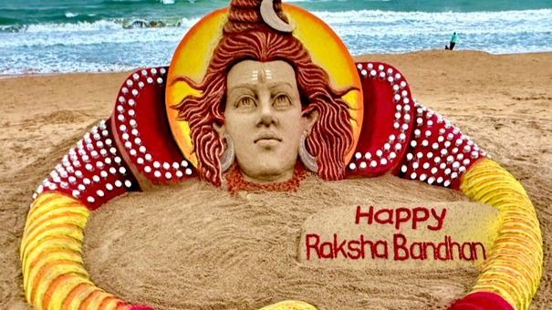 Raksha Bandhan 2024: Sudarsan Pattnaik Created ‘Sand Rakhi’ At Odisha’s Puri Beach | WATCH | Republic World