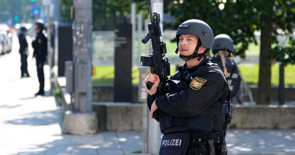 Suspect Killed In Police Shootout By Israeli Consulate In Munich Was 18-Year-Old Austrian