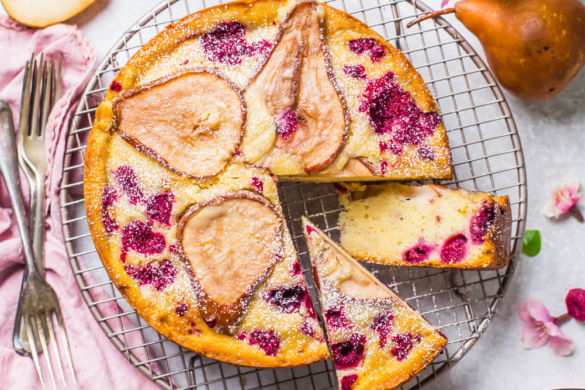 Raspberry & Pear Cake