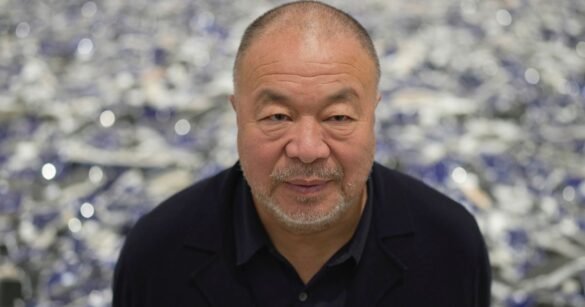 Man Smashes Porcelain Ai Weiwei Sculpture At Italian Museum