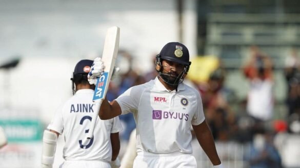 Crowd Greets Rohit Sharma with ‘Mumbai Cha Raja’ Chants During India vs New Zealand Second Test In Pune