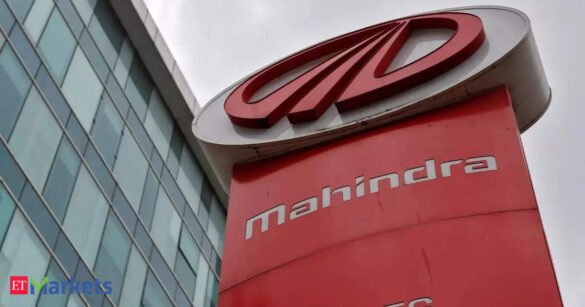 Buy Mahindra & Mahindra, target price Rs 3,262: LKP Securities