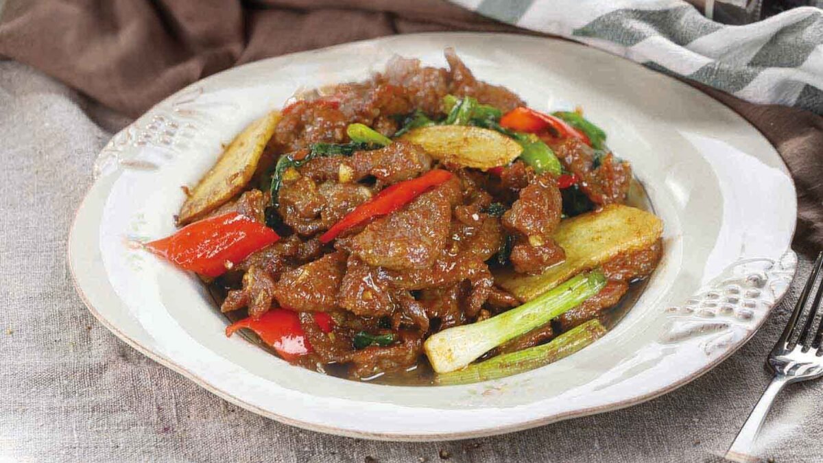 Fried Beef with Scallion & Ginger