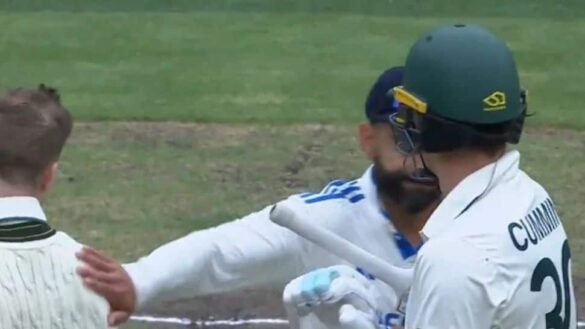 Virat Kohli’s Heartwarming Gesture For Steve Smith Goes Viral During Boxing Day Test