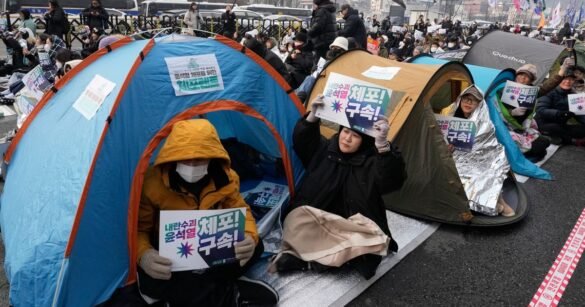 South Korean Agency And Police Debate Tougher Measures To Detain Impeached President